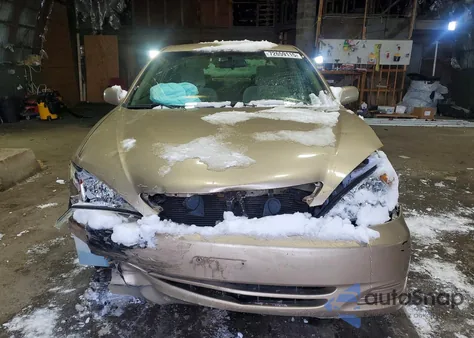 2002 Toyota Camry Le from USA, damaged, VIN 4T1BE32K22U005704